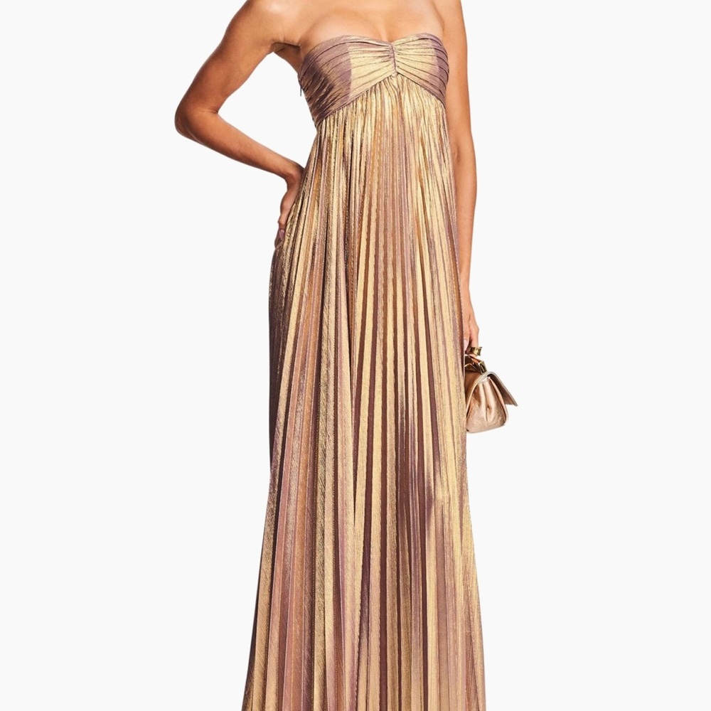 Gold Retrofete Evening Gown
